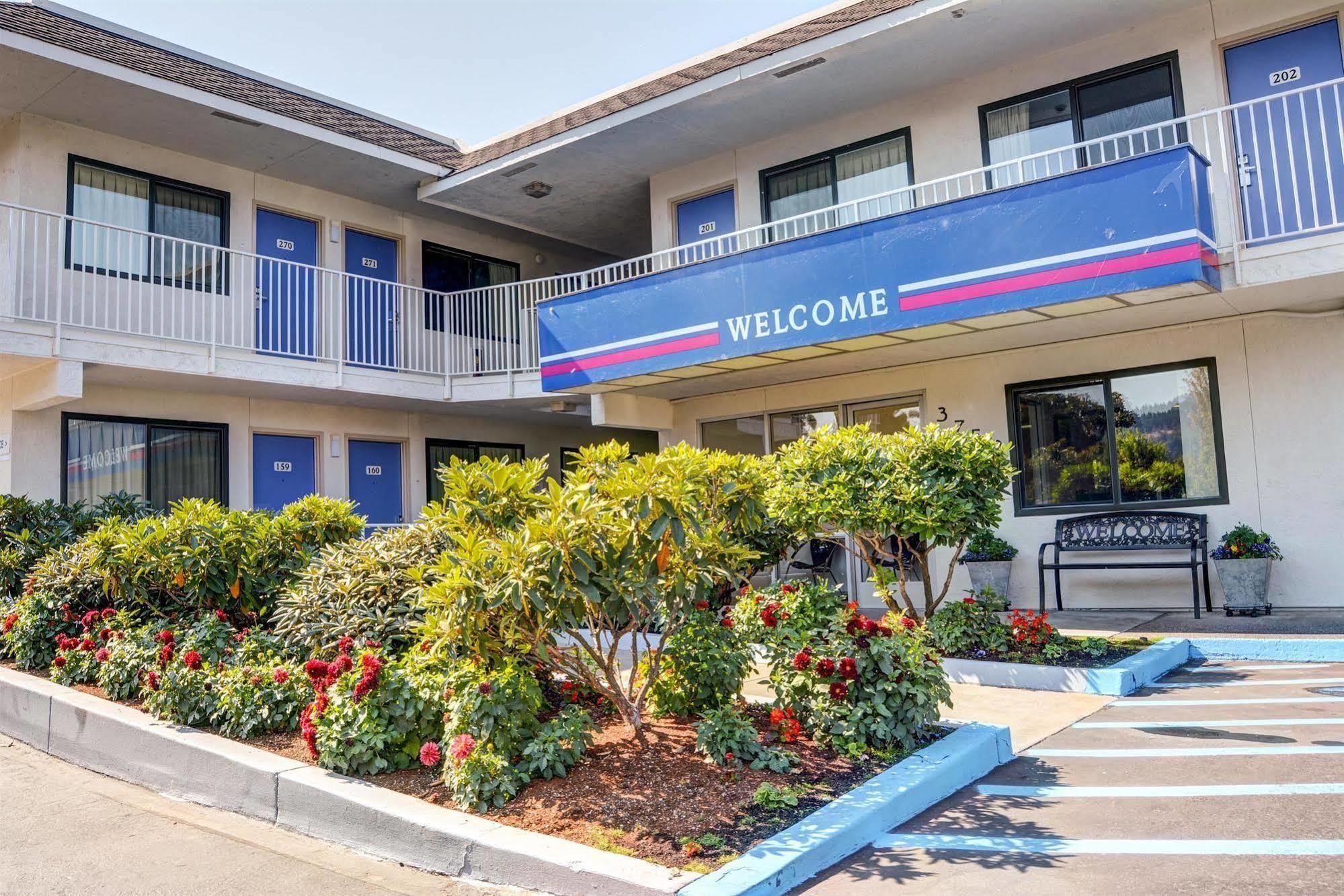 Motel 6-Springfield, Or - Eugene North Dış mekan fotoğraf