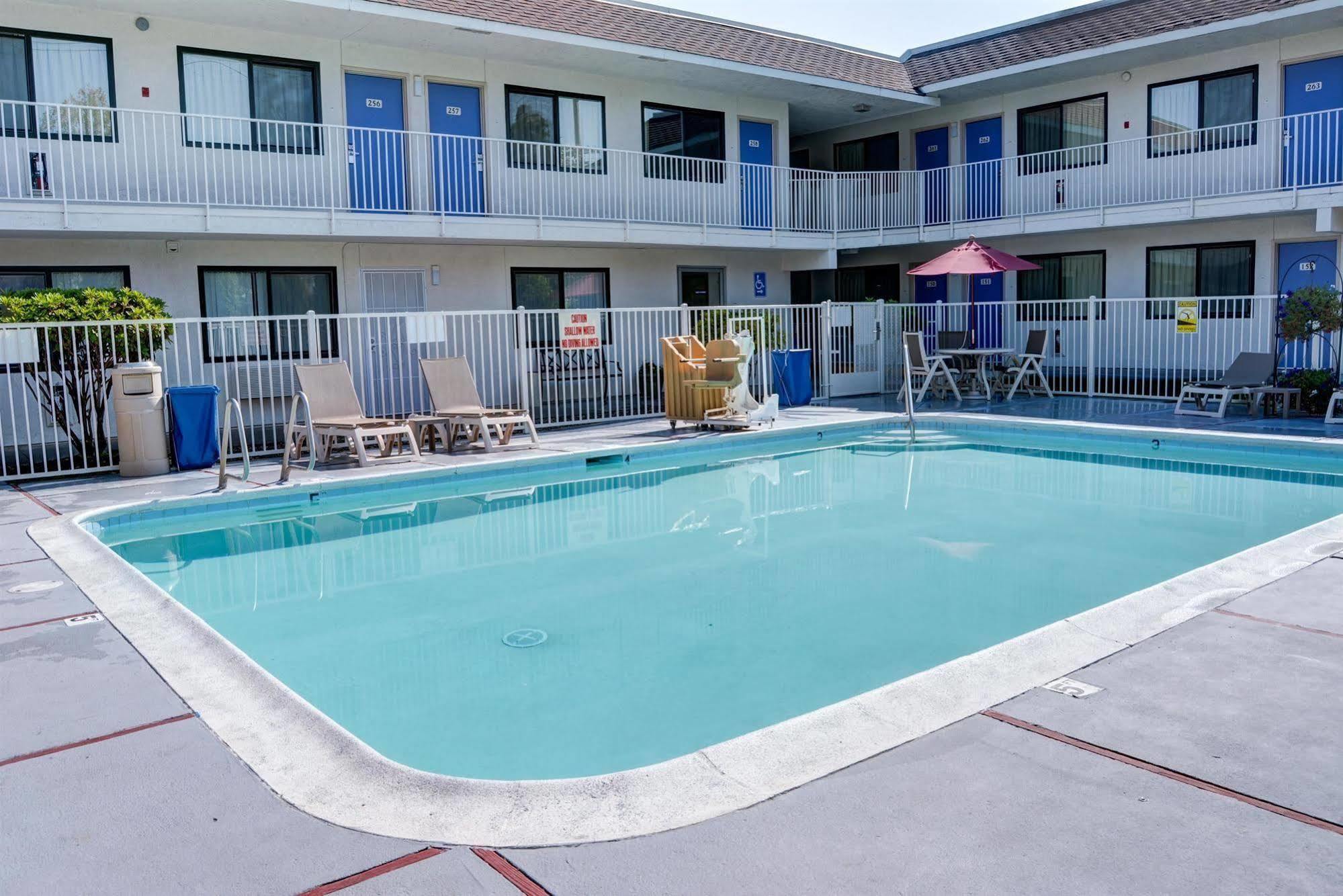 Motel 6-Springfield, Or - Eugene North Dış mekan fotoğraf
